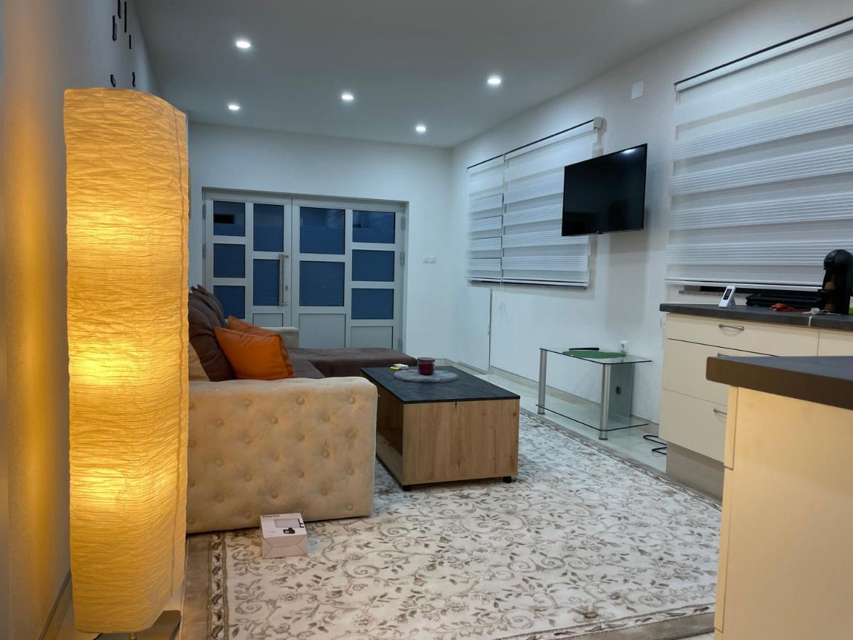 Apartman Cuprija ซาซิน ภายนอก รูปภาพ